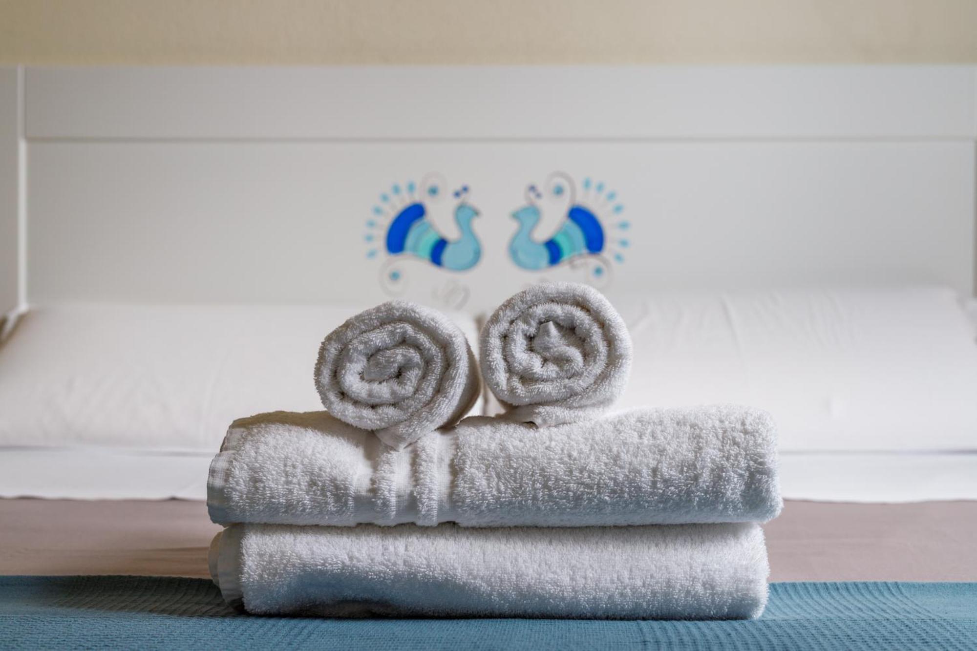 Onlyrooms V - Central & Train Station 칼리아리 외부 사진